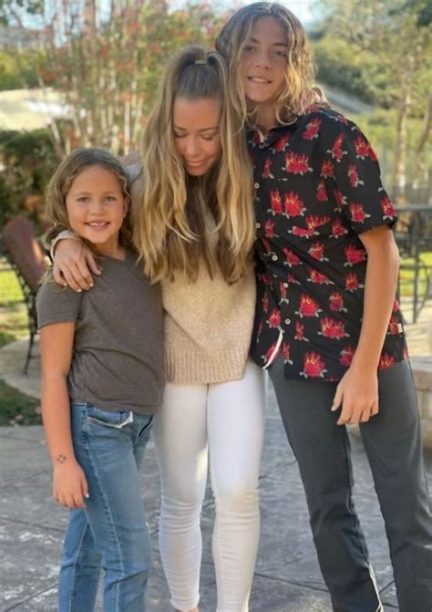 kendra wilkinson kids